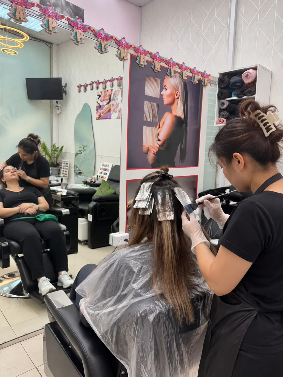 Balayage foil highlights with professional hair colour at Hareem Hurain Ladies Salon